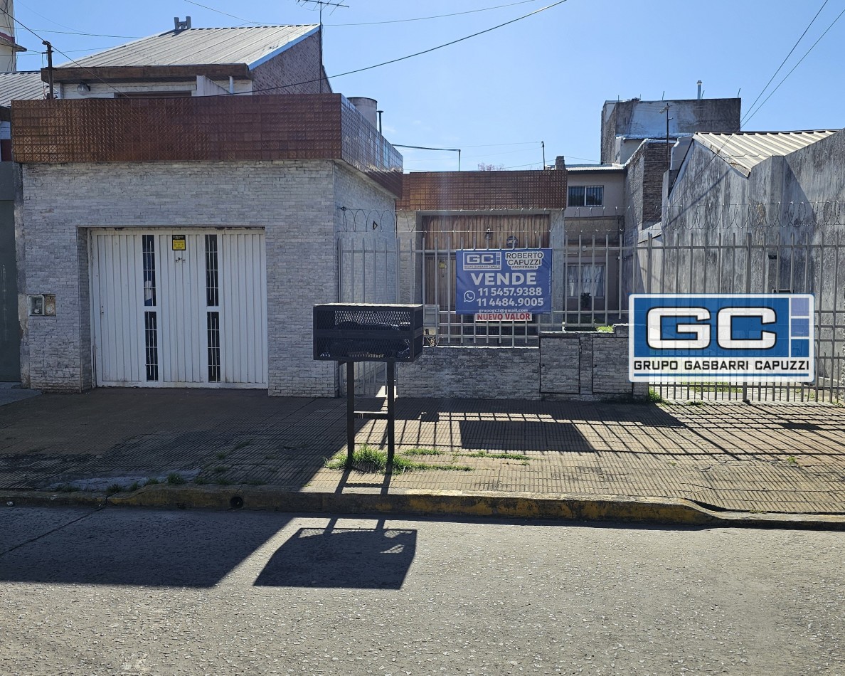 PH En Venta Al Frente Caseros Muy Amplio, Luminoso y Comodo