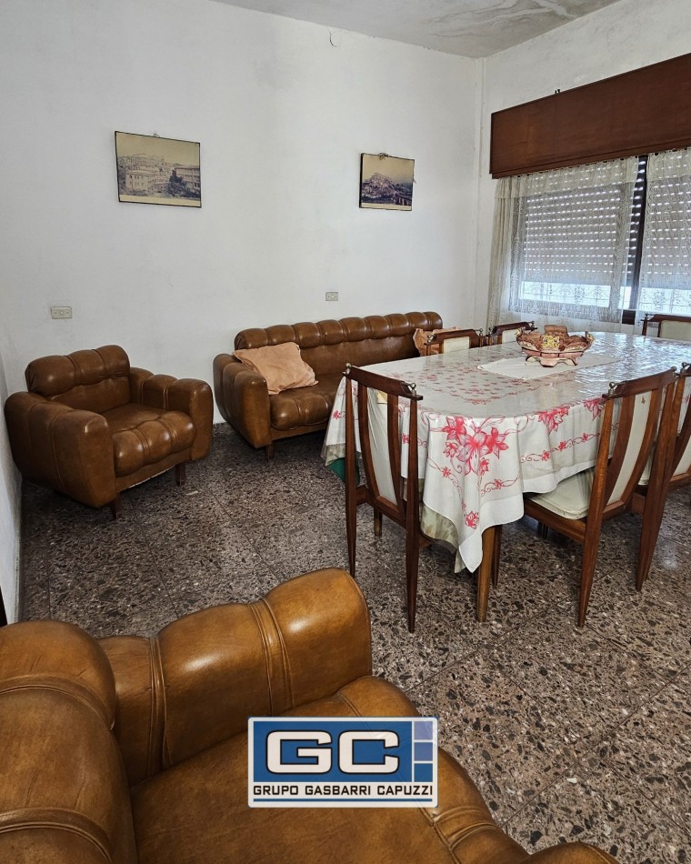 Casa en venta Villa Luzuriaga Tipo Americana  ¡Gran Oportunidad!