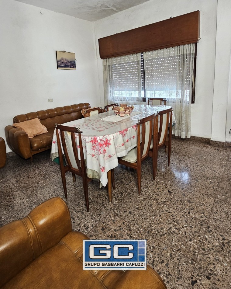 Casa en venta Villa Luzuriaga Tipo Americana  ¡Gran Oportunidad!
