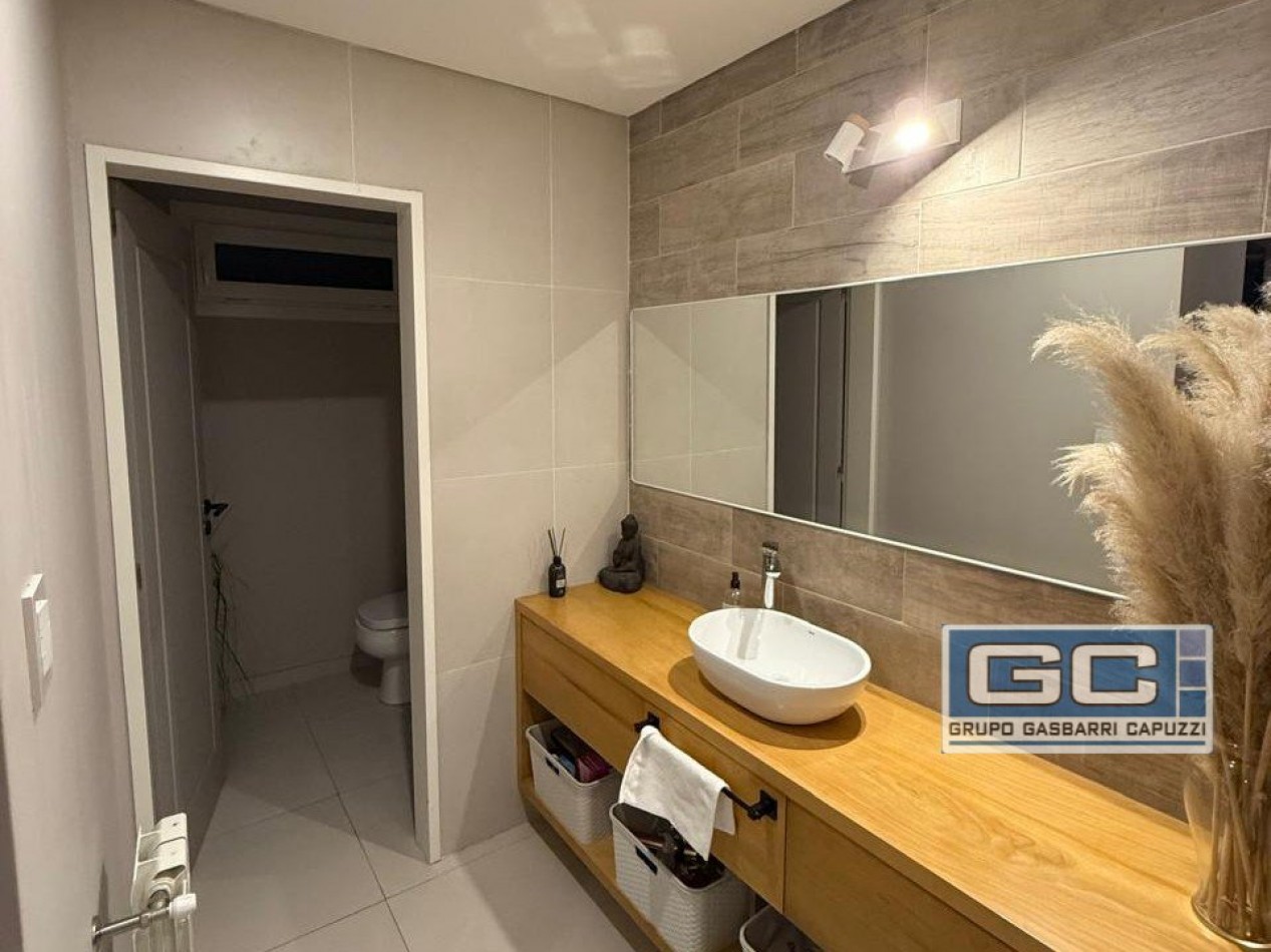 Casa en Venta en Ramos Mejia Impecable Hermosa lista para disfrutar