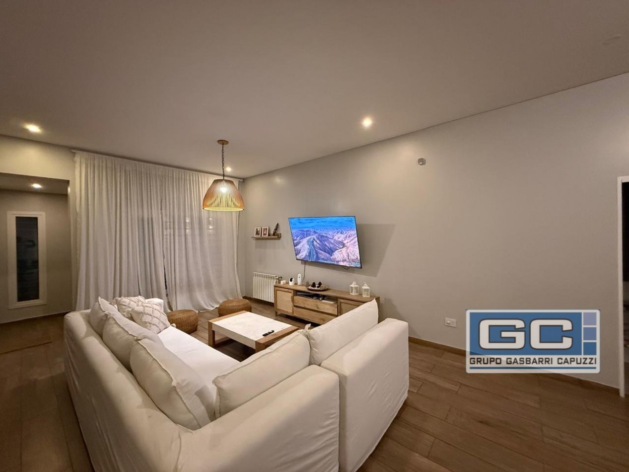 Casa en Venta en Ramos Mejia Impecable Hermosa lista para disfrutar