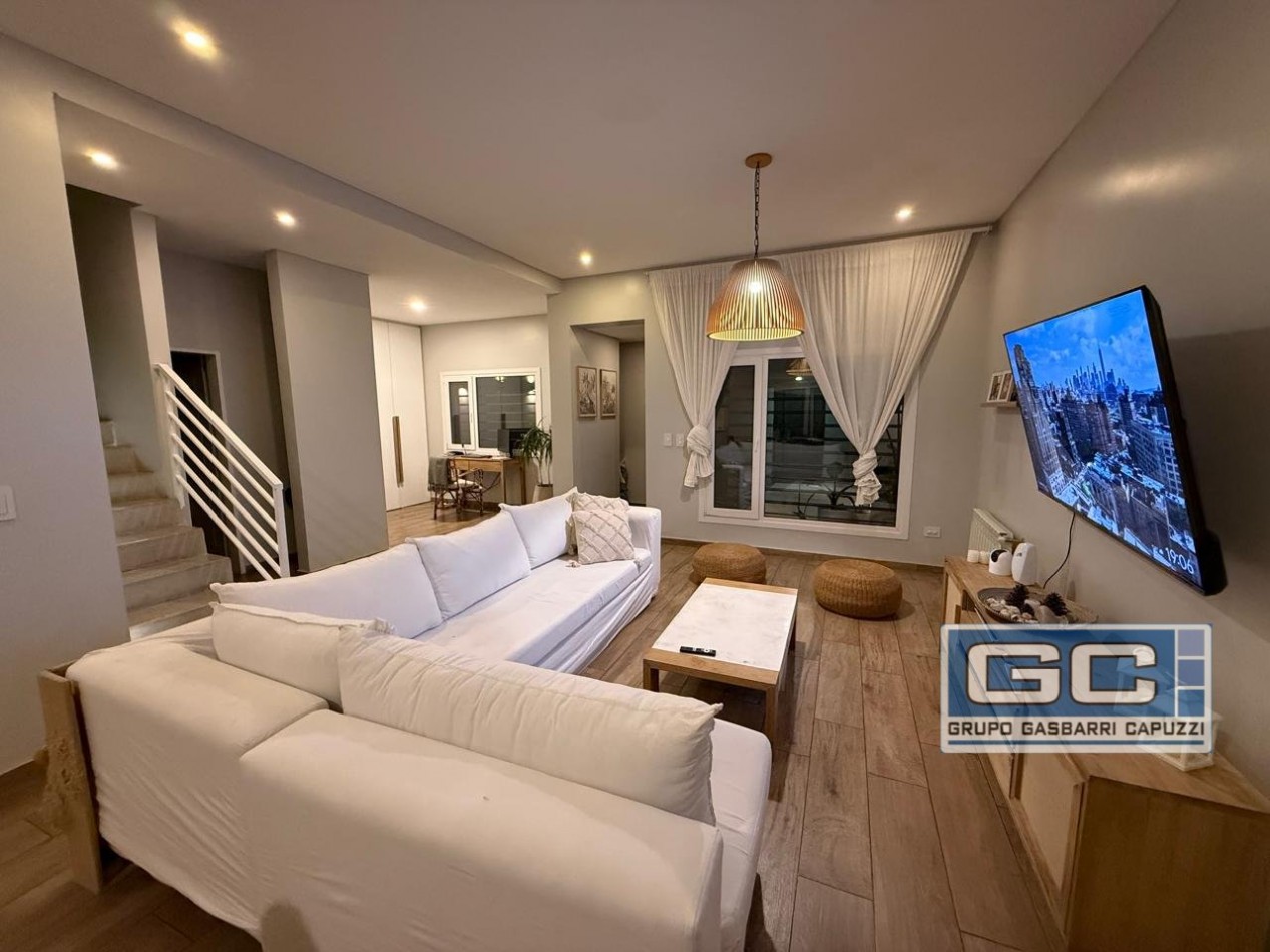 Casa en Venta en Ramos Mejia Impecable Hermosa lista para disfrutar