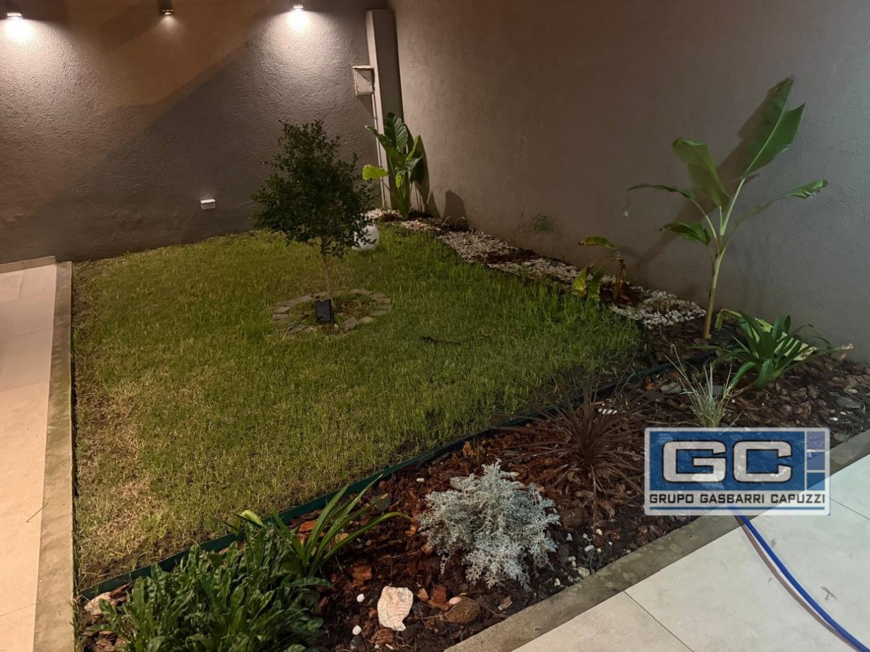Casa en Venta en Ramos Mejia Impecable Hermosa lista para disfrutar